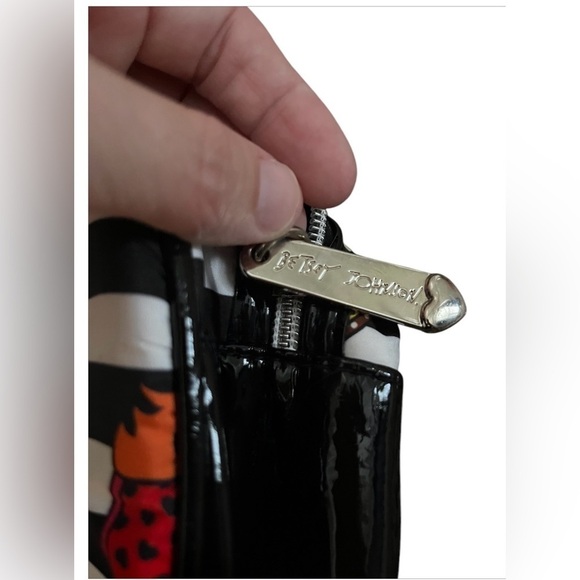 Betsey Johnson Striped Doll & Rose Toiletry, Makeup Bag - Picture 4 of 16